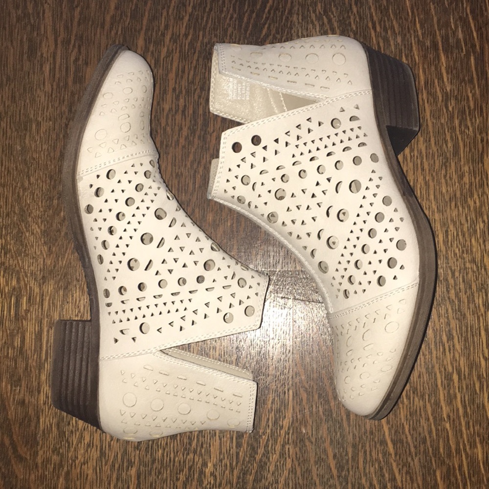 Cream Cutout Ankle Boots NWOT